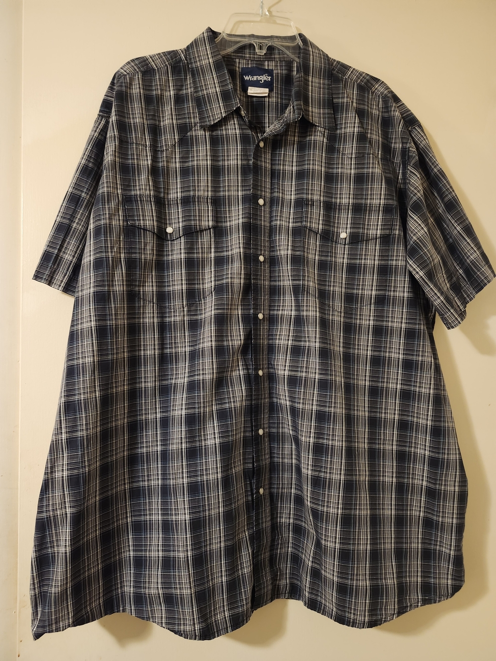 Wrangler Men’s Short-Sleeve Wester Black Plaid Pearl Snap Shirt 3XLT